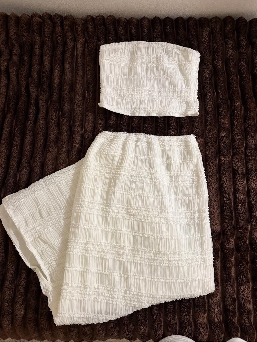 Princess Polly White Smocked Set (SIZE 2)